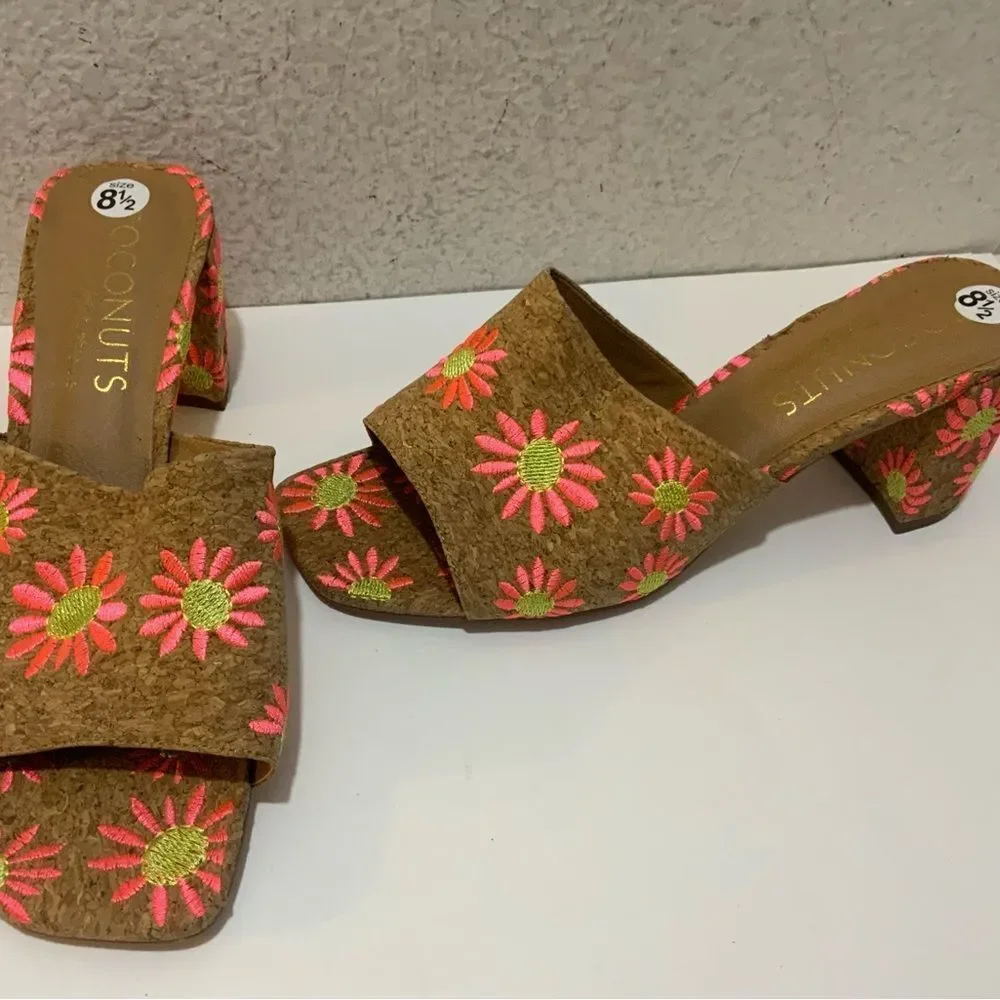 Coconuts By Matisse Sandals Kristin Women's 9M Beige Pink Daisy Faux Cork